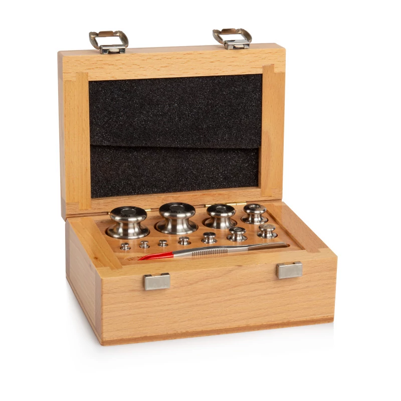 Cylindrical Weights, Set (1 g - 200 g), Wooden Box