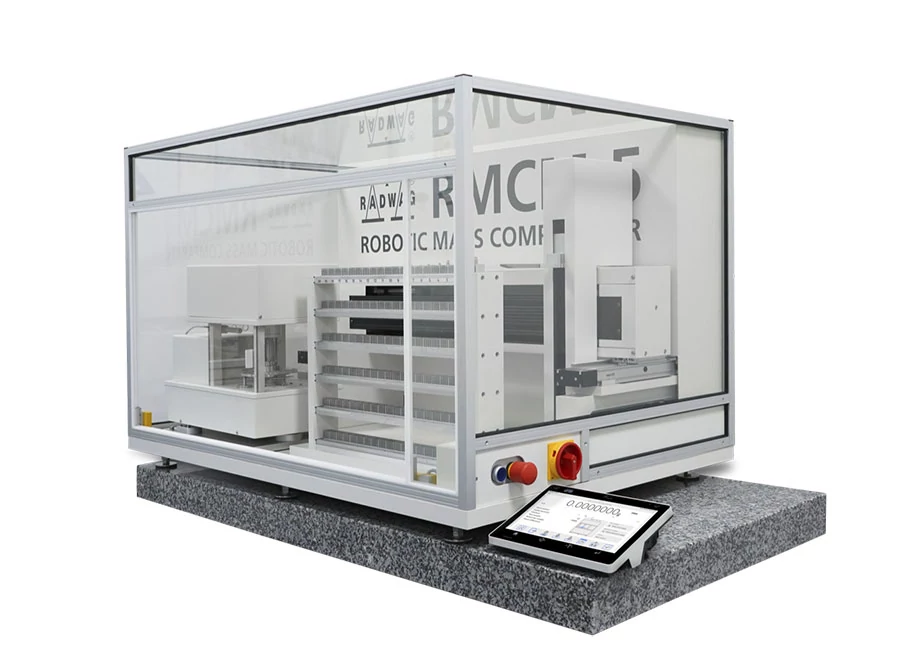 RMCM 5.5Y Robotic Mass Comparator